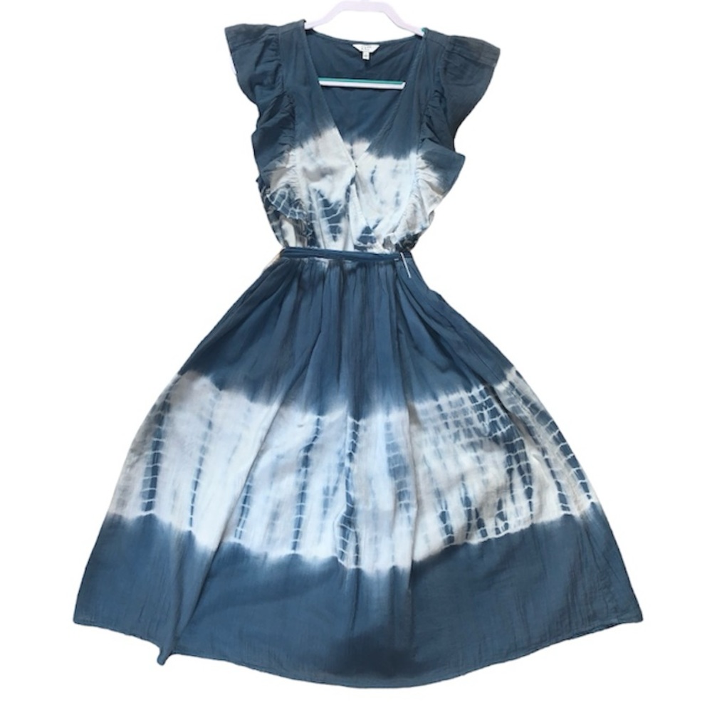 Crown & Ivy Farmhouse Large Midi Dress
